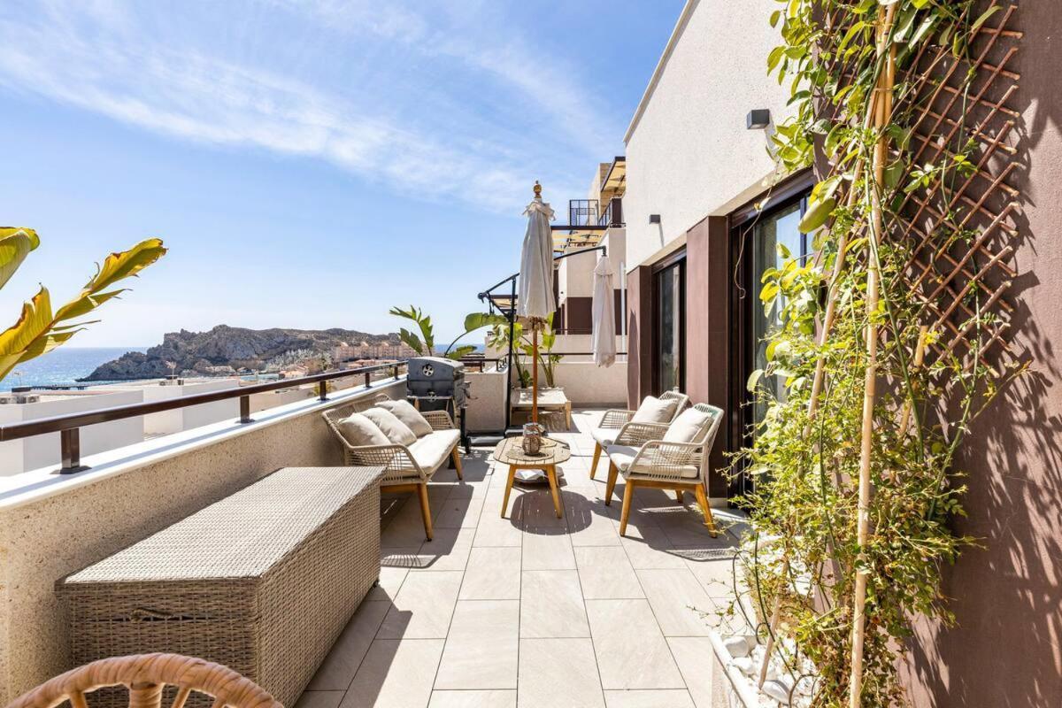 Luxury Designer Apartment - Unbeatable Sea Views Aguilas Bagian luar foto