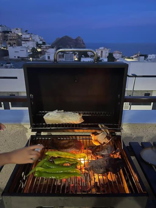 Luxury Designer Apartment - Unbeatable Sea Views Aguilas Bagian luar foto