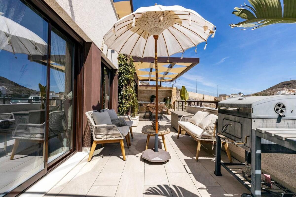 Luxury Designer Apartment - Unbeatable Sea Views Aguilas Bagian luar foto