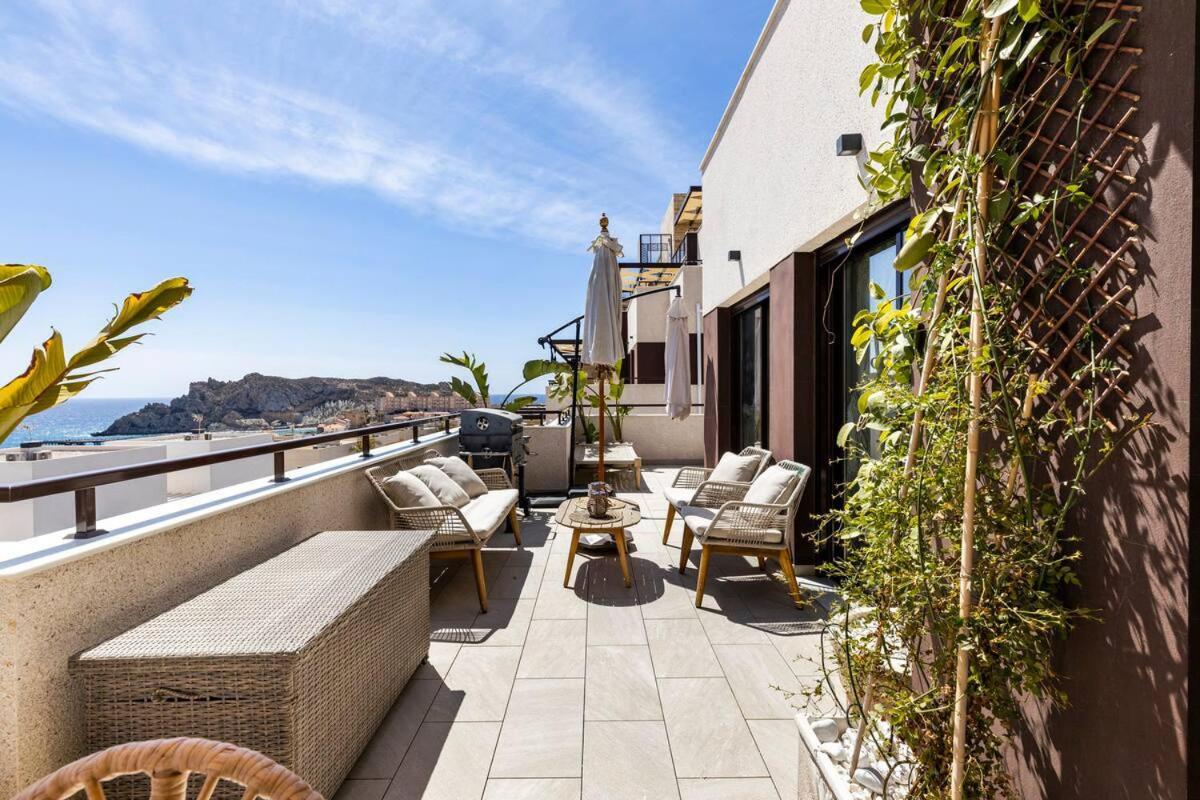 Luxury Designer Apartment - Unbeatable Sea Views Aguilas Bagian luar foto