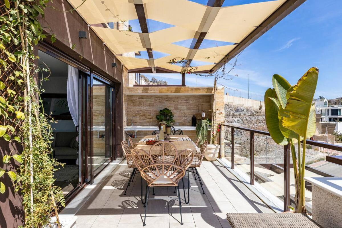 Luxury Designer Apartment - Unbeatable Sea Views Aguilas Bagian luar foto